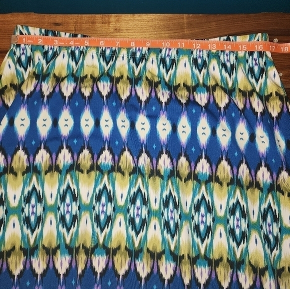 TRIBAL Print Knit Maxi Skirt​ - Picture 7 of 7